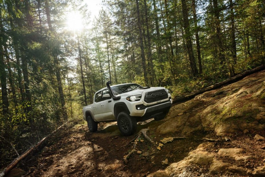 The-car‌-‌dealers‌-‌near‌-Santa‌-Ana‌-have-15-reasons-for-purchasing-the-Toyota-Tacoma-TRD