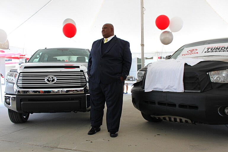 ustin-Toyota-service-reports-Victor-Sheppard’s-2007-Toyota-Tundra-has-a-whopping-million-miles-on-its-odometer